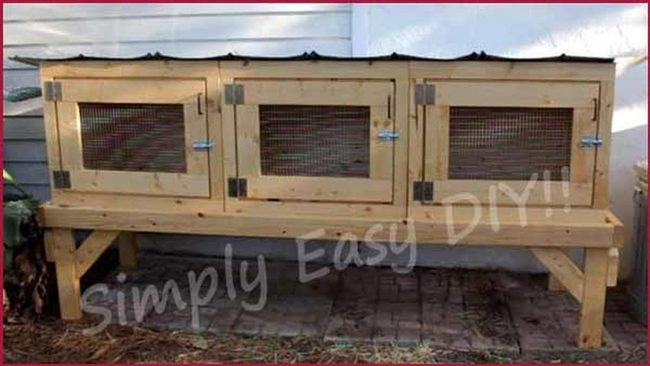 Wooden Rabbit Hutch Three-Compartment