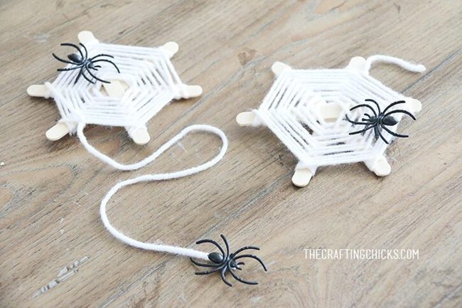 Black Web Halloween Spiders