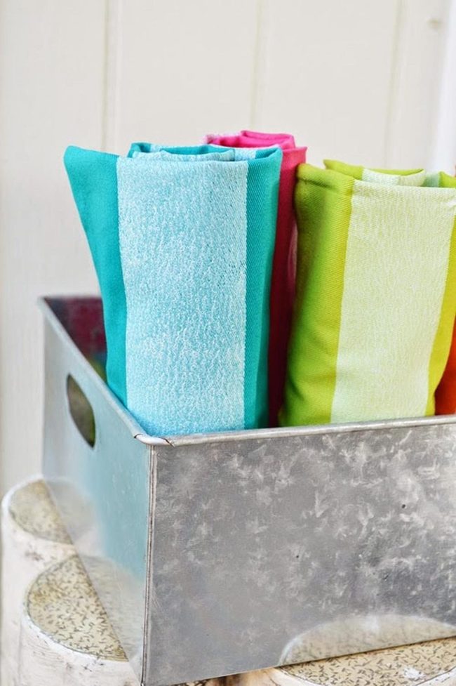 Striped Towels In Brushed Metal