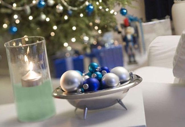 Blue Ornaments, Silver Shimmer