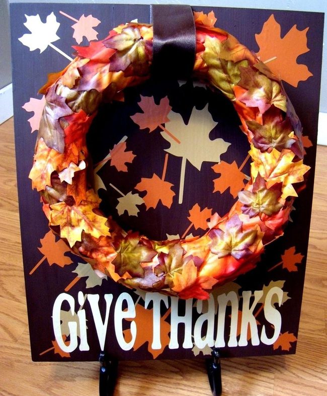 Greenery Wrapped Gratitude Sign
