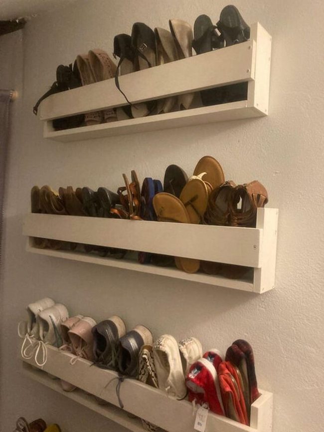 Five-Piece Wood Shoe Wall Rack