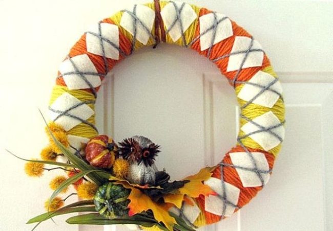 Autumn Yarn Owl Wreath