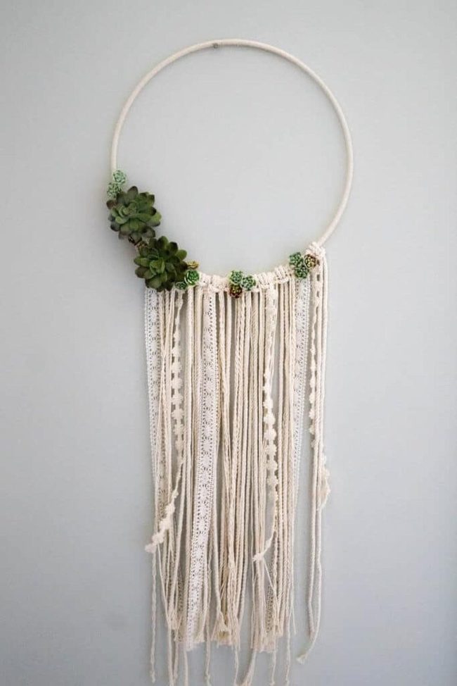 Beige Lace Succulent Wall Hanging