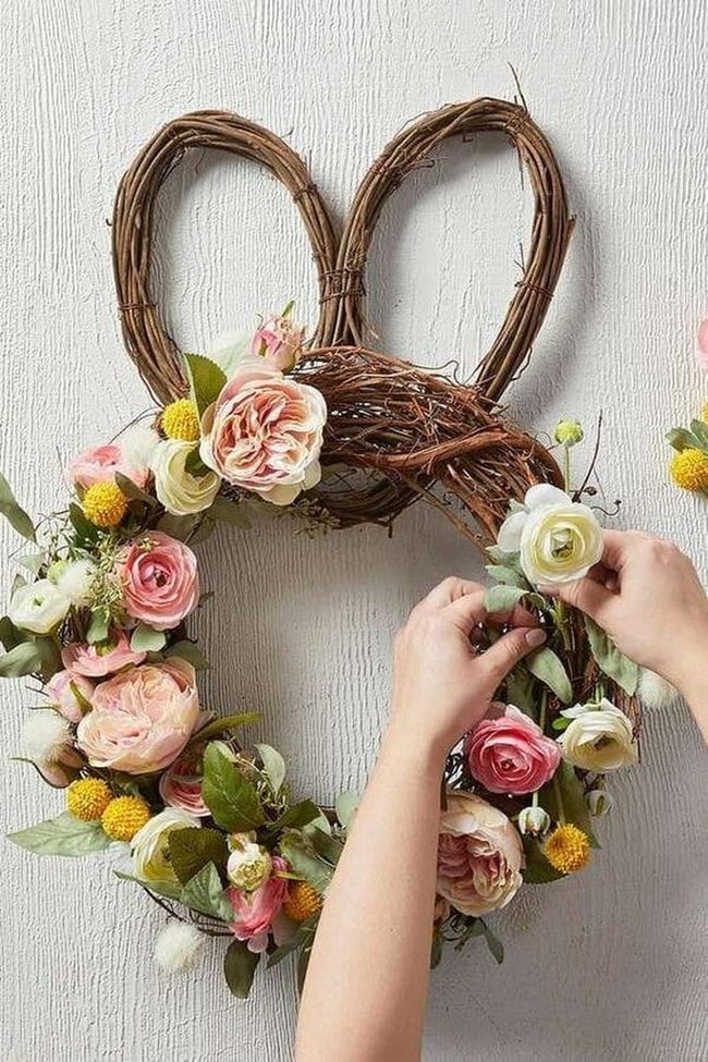 Fresh Floral Front Door Greeting