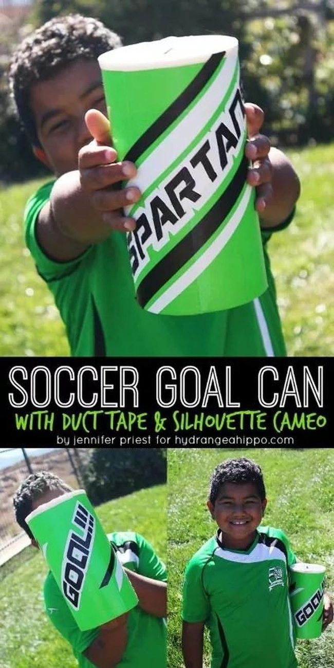 Green Soccer Field Coin Keeper