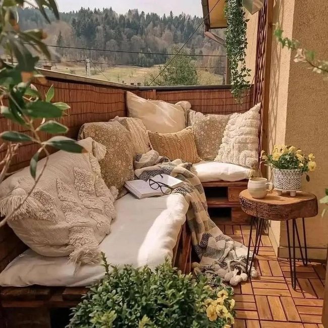 Wooden Pallets, Earth Tones, Nature