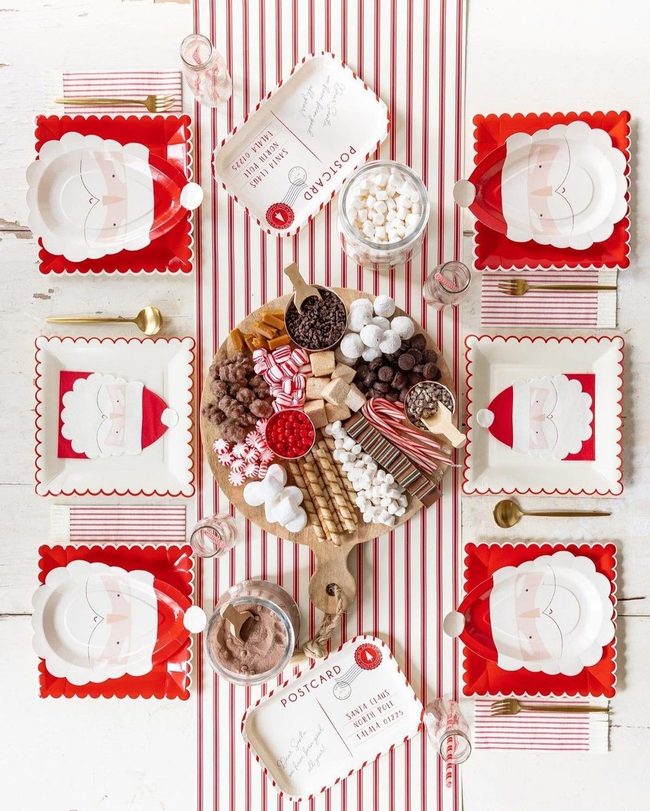 Santa Red And White Centerpiece