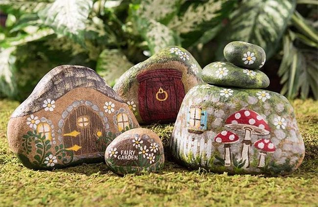 Tiny Houses On Stone