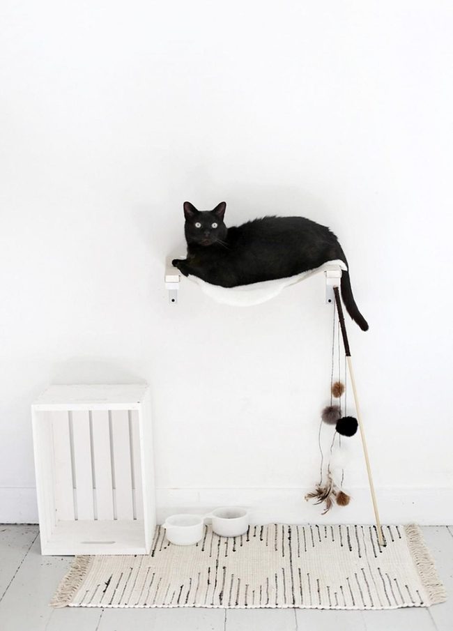 Elevated Feline Retreat White
