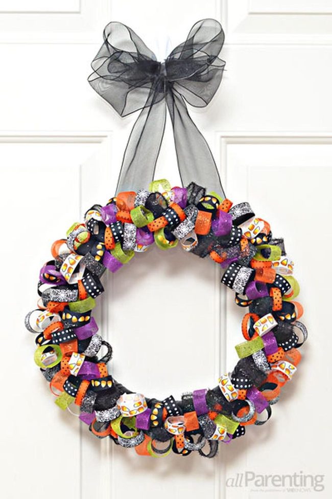 Black Ribbon Halloween Wreath