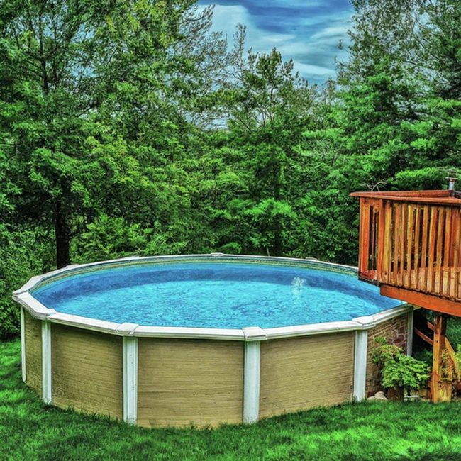 Green-Framed Pool Oasis Escape