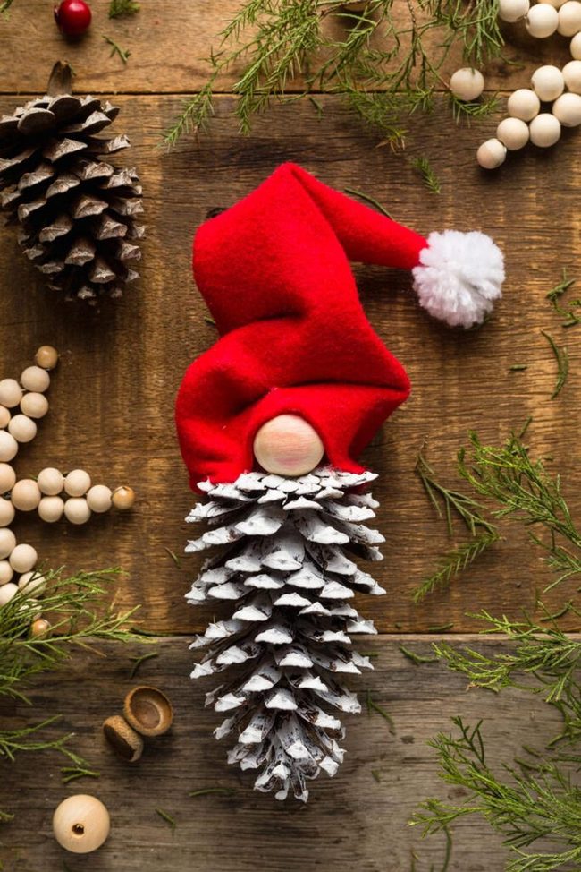 Red Hat Pine Cone Santa