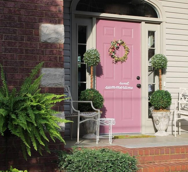 Pink Door Summer Welcome