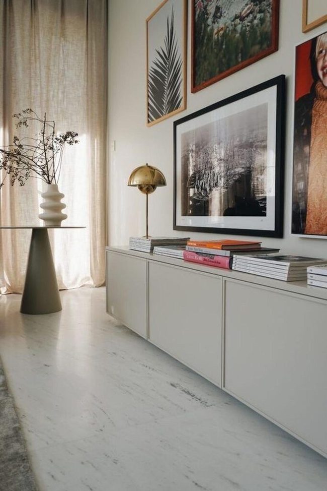 Sunlit Minimalism With Natural Accents