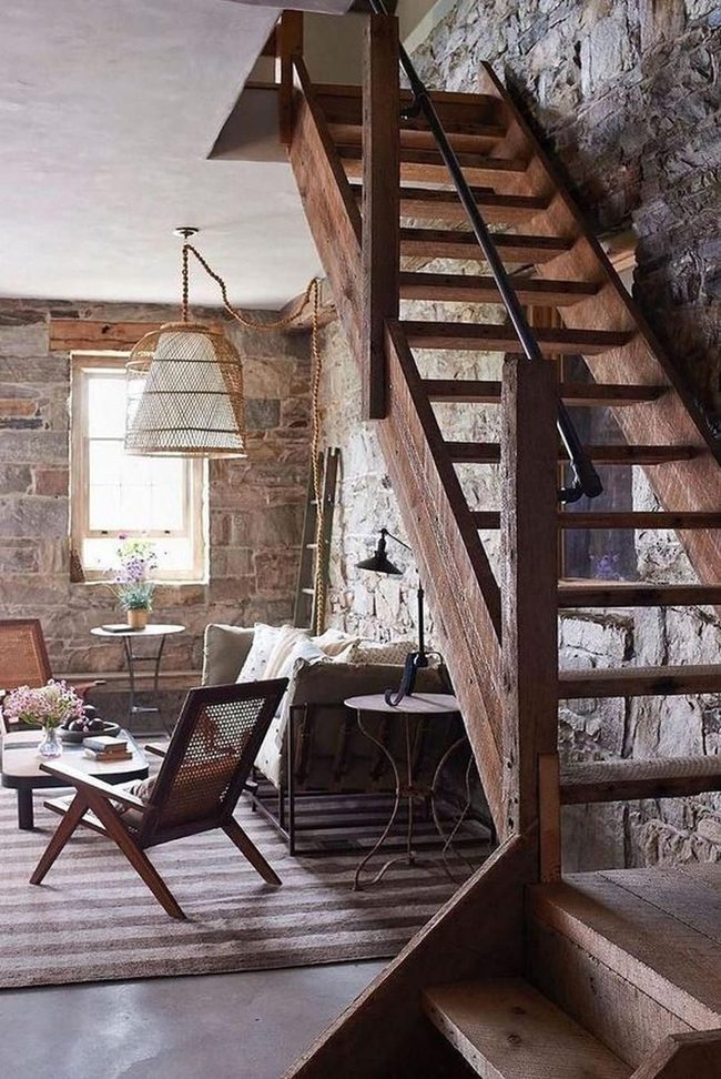 Stone Walls, Woven Light