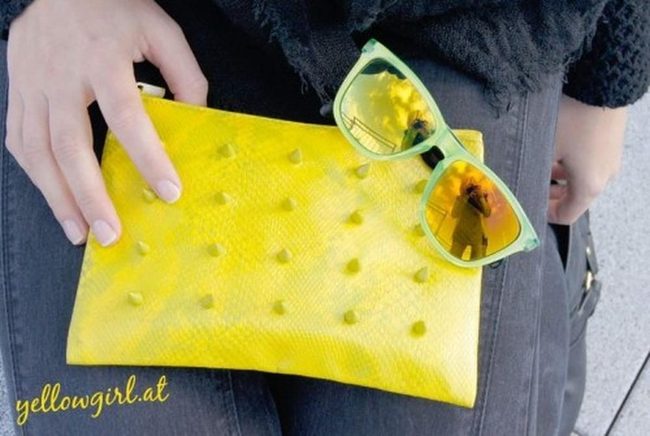 Spike Yellow Clutch Statement