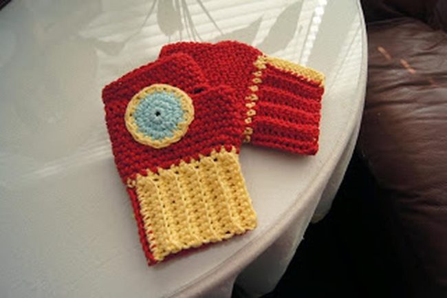 Red Yellow Knitted Gloves