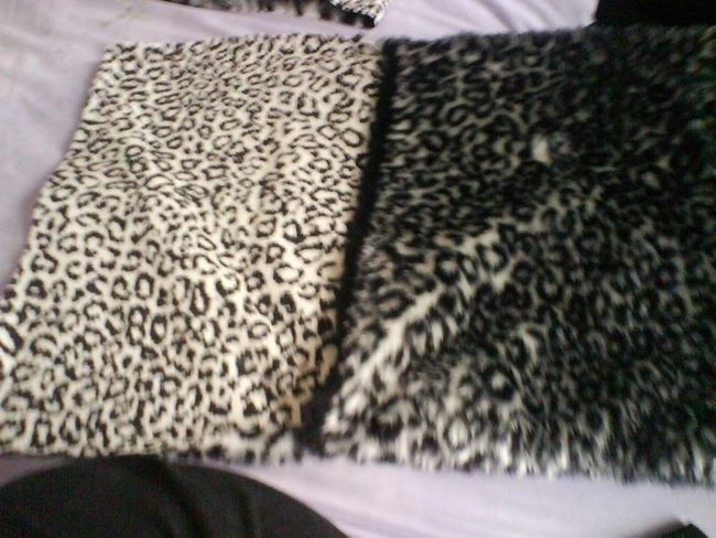 Spotted Leopard Blanket Black