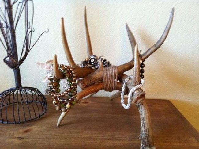 Antler Bracelet Display Wood