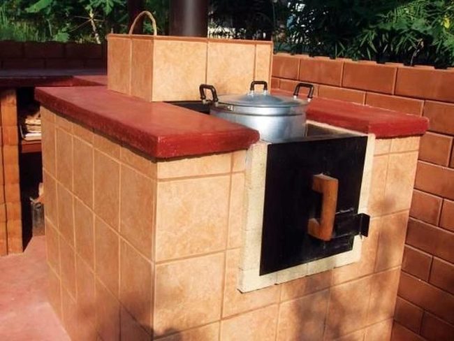 Red Countertops Outdoor Kitchen