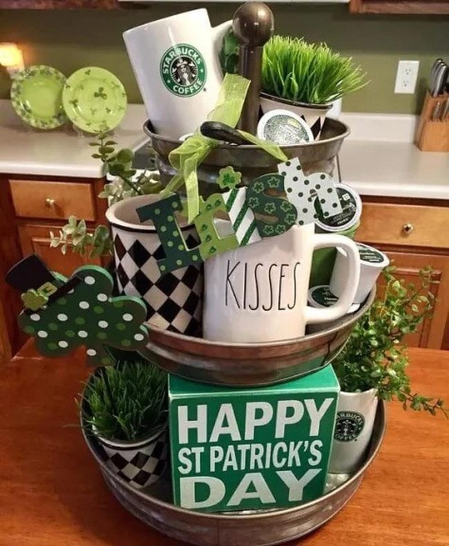 Green Gold Shamrock Mugs