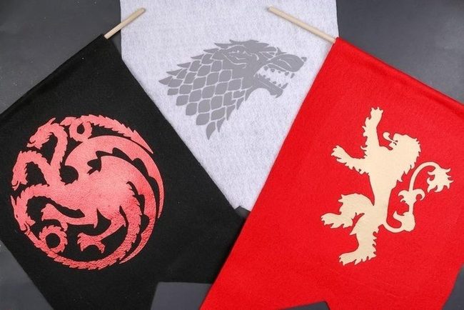 Red Lion And Dragon Statement