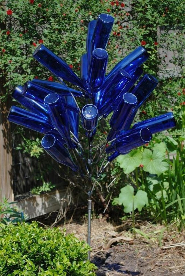 Blue Bottle Branch Garden Art