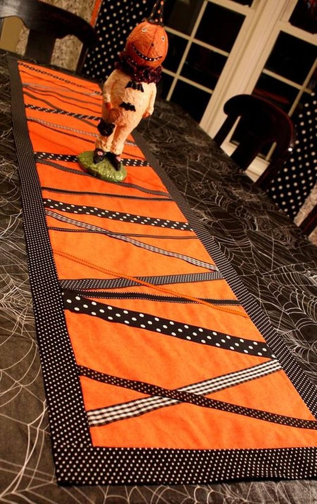 Orange Striped Halloween Table