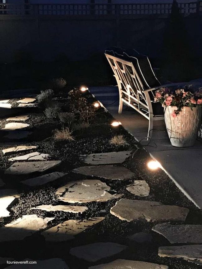 Solar Pathway Lights Amber