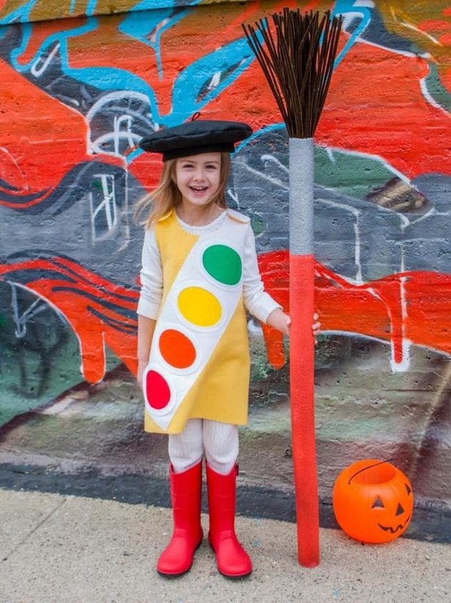 Traffic Light Girl Red Boots
