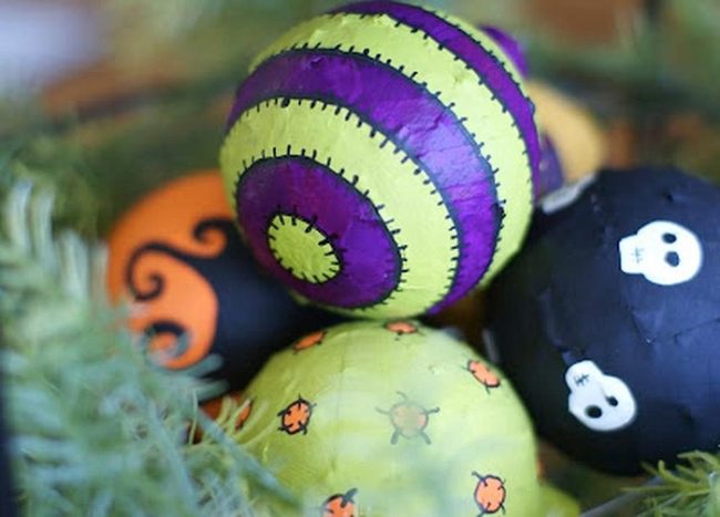 Colorful Skull Spheres Party