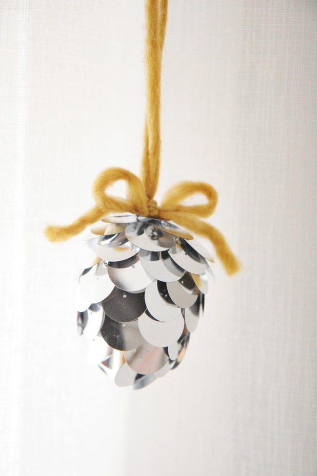 Silver Scale Spheres Shimmer