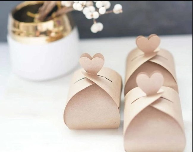 Kraft Paper Wedding Favors