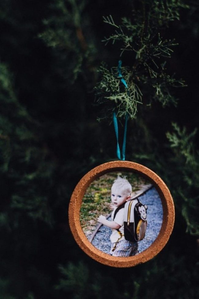 Wooden Frames, Childhood Memories