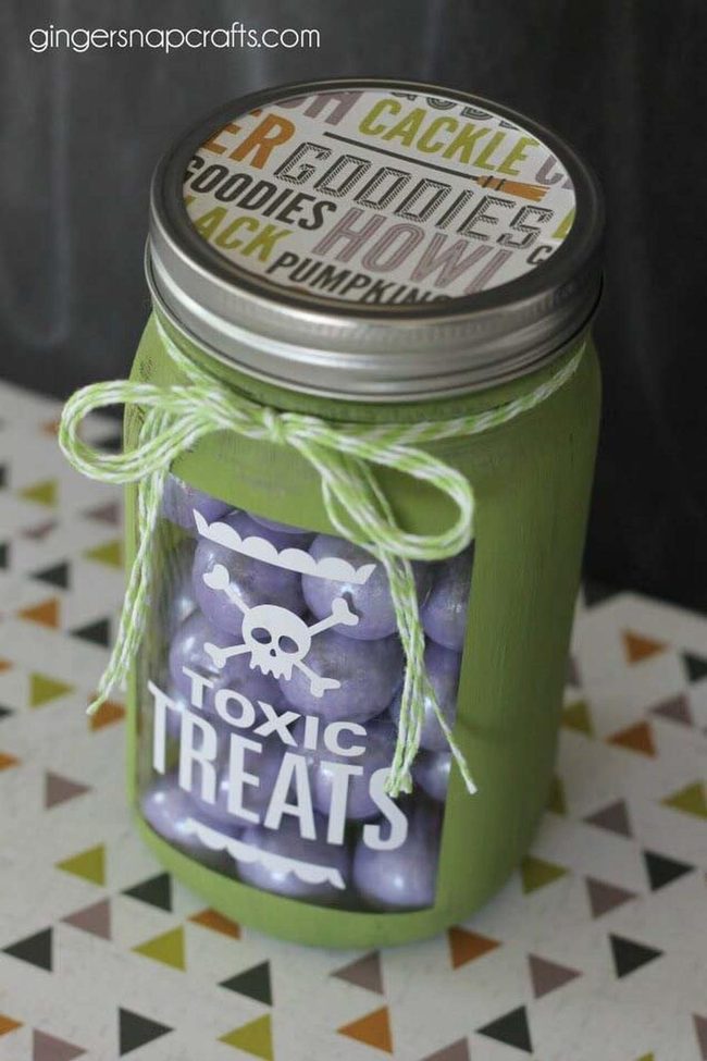 Painted Jar Halloween Gifts