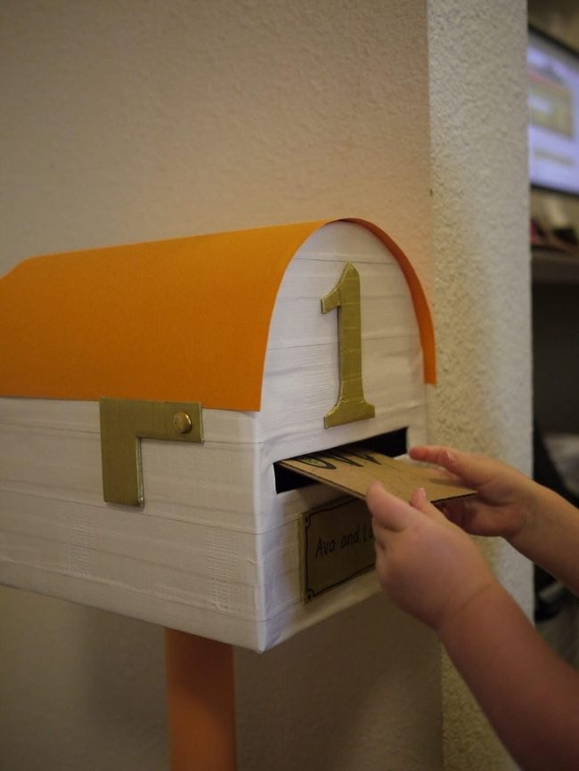 Personalized Wooden Toy Mailbox