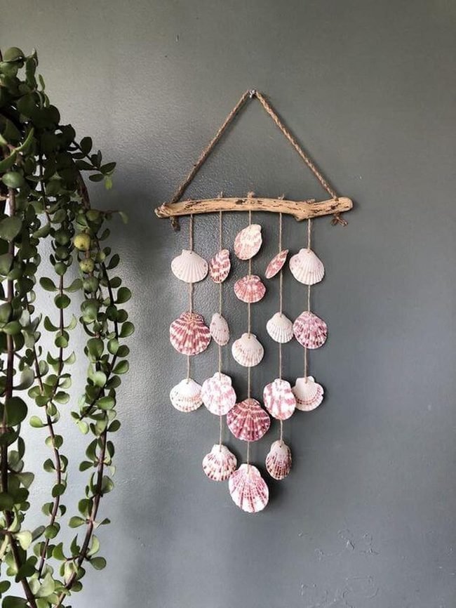 Cream Coral Shell Mobile