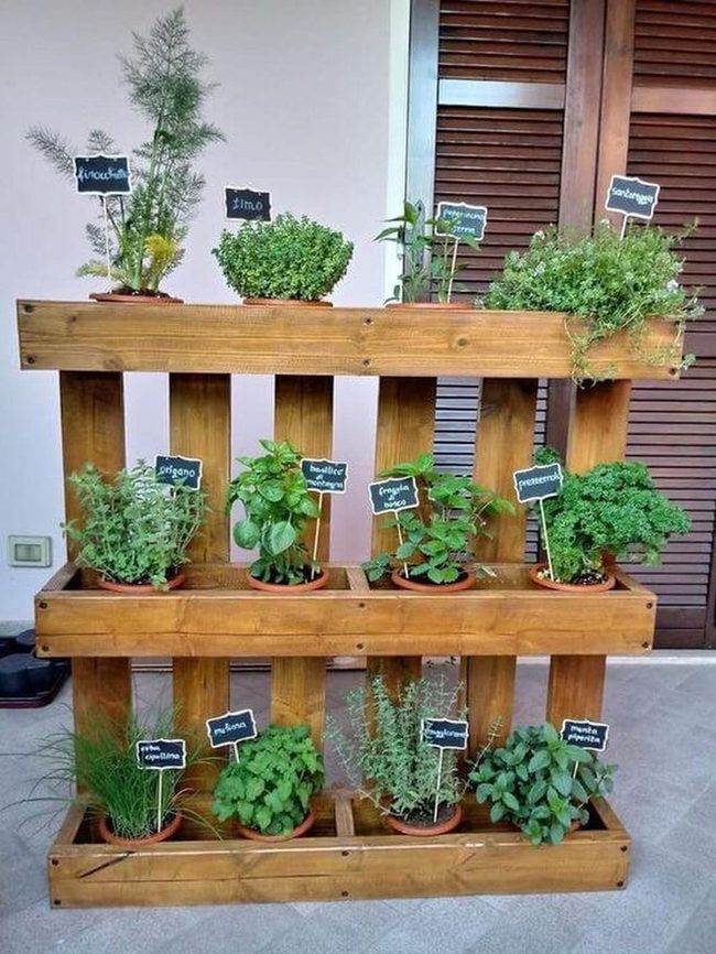 Recycled Pallet Herb Tower