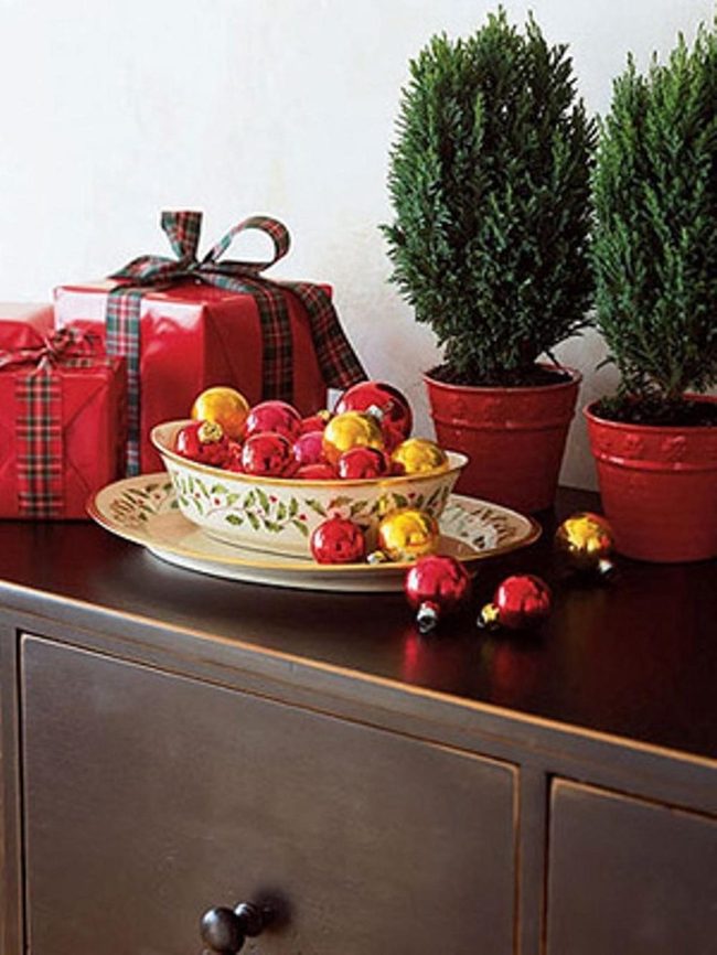 Red Gold Ornaments, Dark Wood