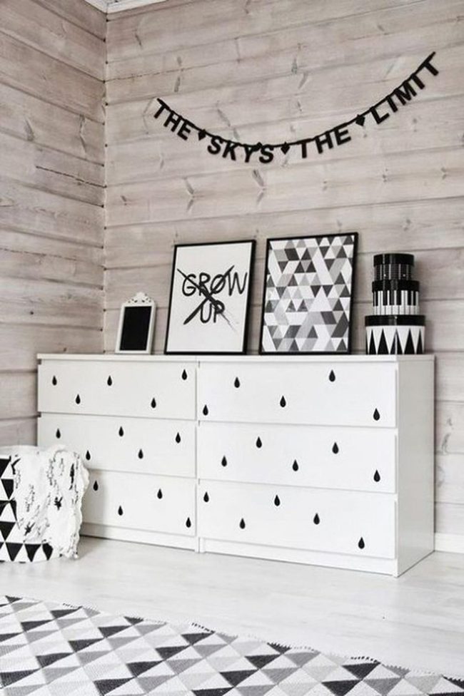 Light Wood Modern With Black Accents