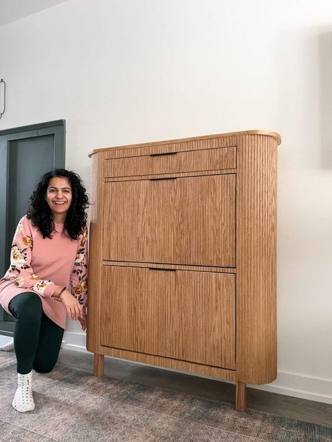 Honey Wood Cabinets Modern Contrast