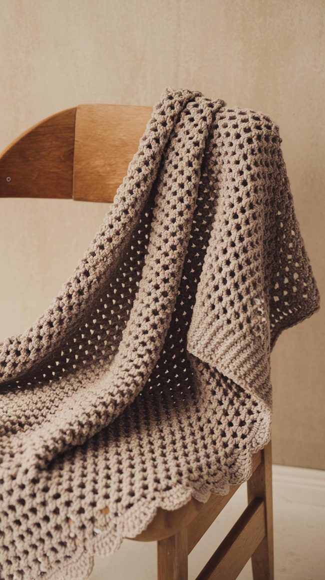 Beginner Triangle Crochet Shawl