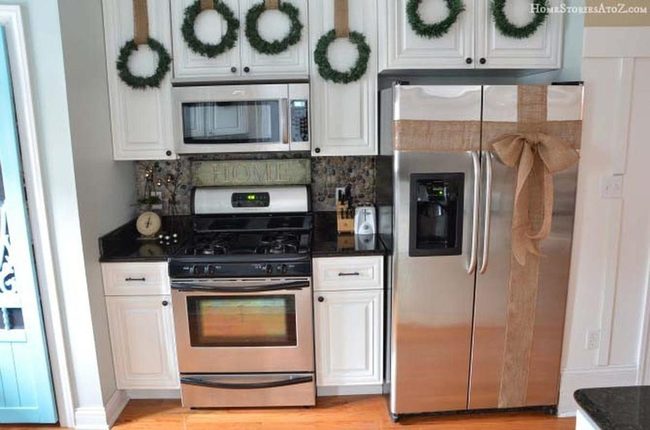 Fresh Boxwood Kitchen Greenery