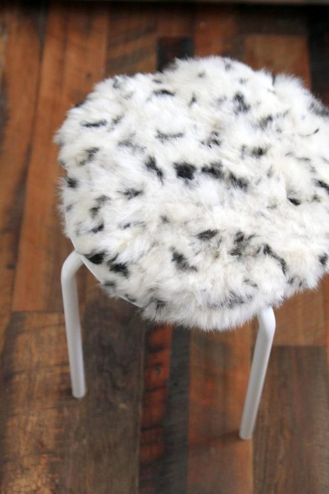 Spotted Fur Stool