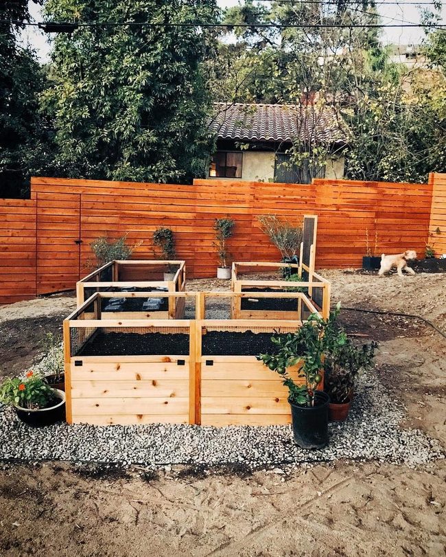 Hinged Garden Fence Access