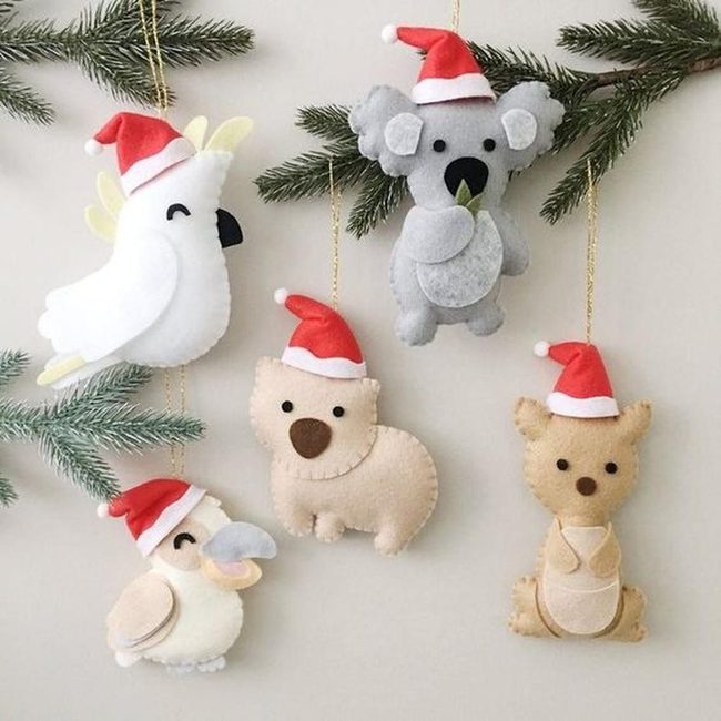 Pine Branch Animal Ornaments Red