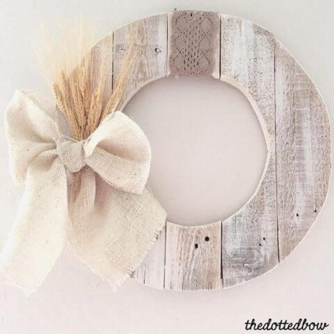 Weathered Wood Wreath With Fabric Bow