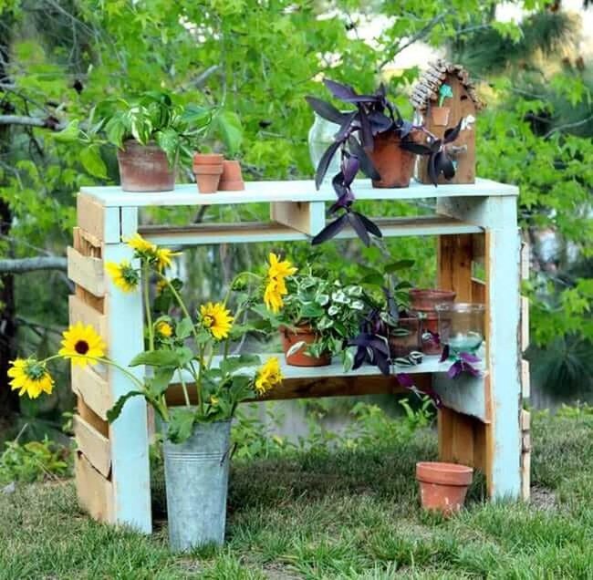 Weathered Pallet Garden Storage