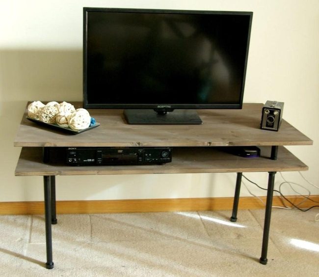 Black-Legged Wood Media Console